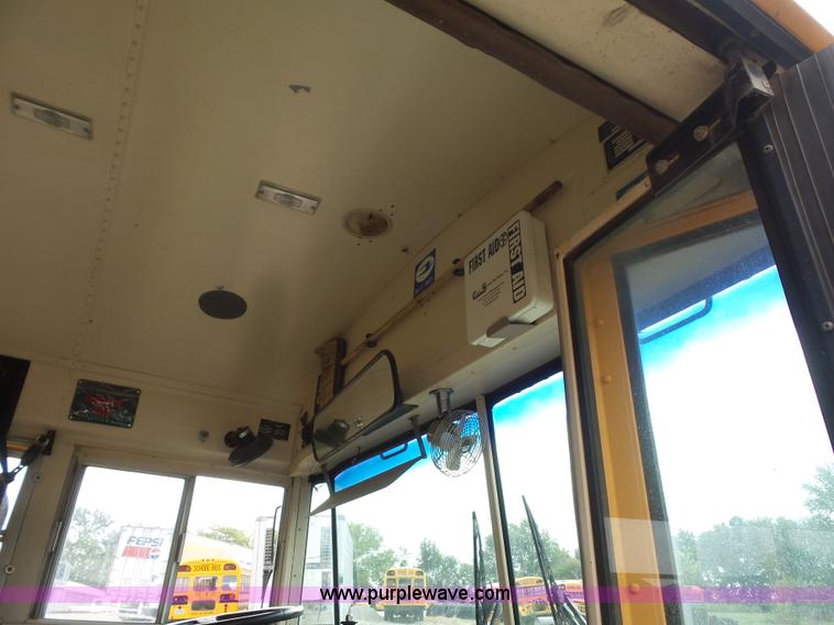 image for item BK9641 1996 Blue Bird TC2000 school bus