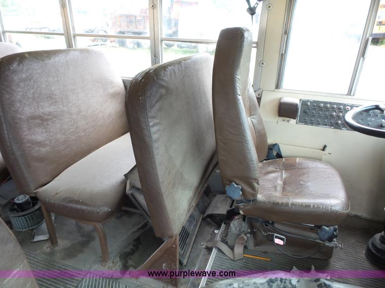 image for item BK9641 1996 Blue Bird TC2000 school bus