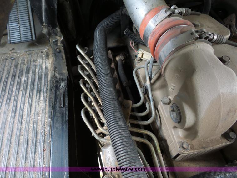 image for item BK9641 1996 Blue Bird TC2000 school bus