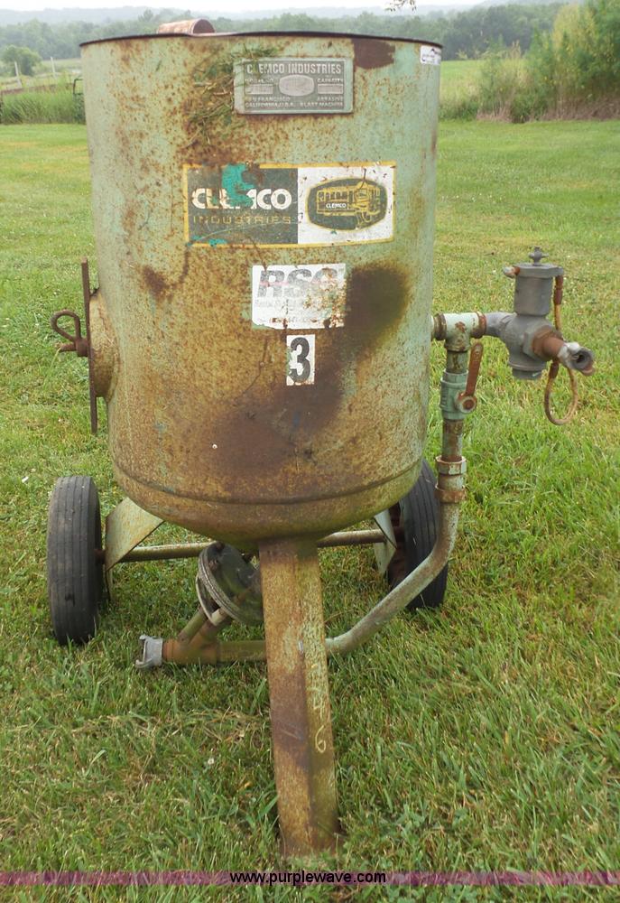 image for item BK9644 Clemco 2452 sand blaster