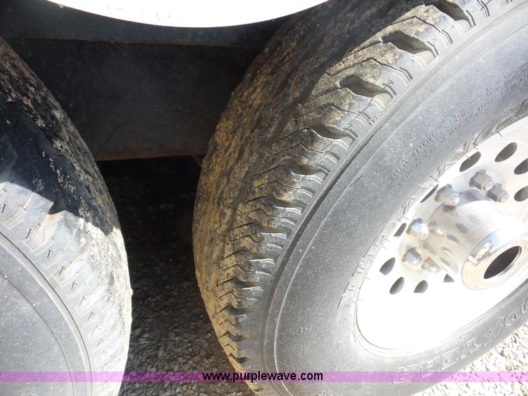 image for item BK9649 2001 Haul Mark GRG85X34WR4 enclosed cargo trailer