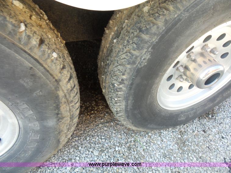 image for item BK9649 2001 Haul Mark GRG85X34WR4 enclosed cargo trailer