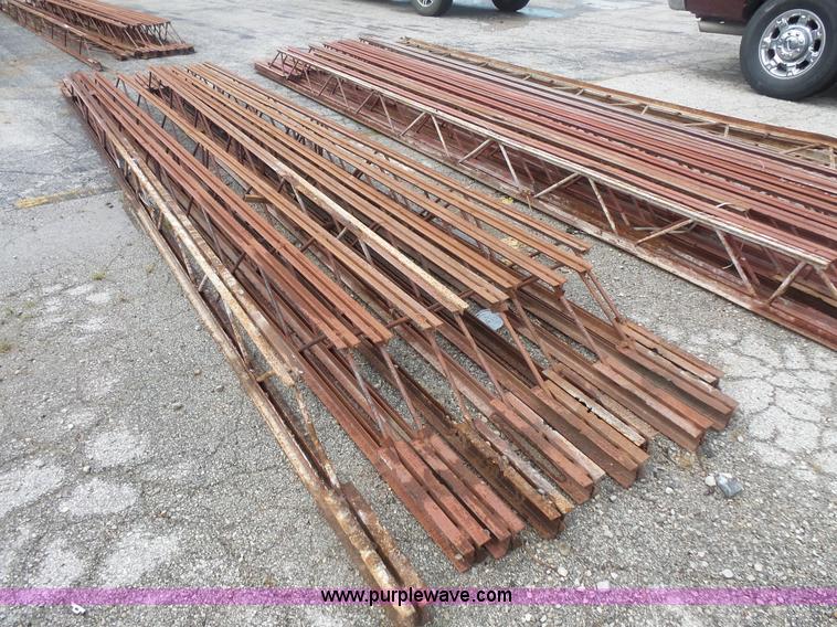 (10) steel bar joists in St. Charles, MO Item BS9815 sold Purple Wave