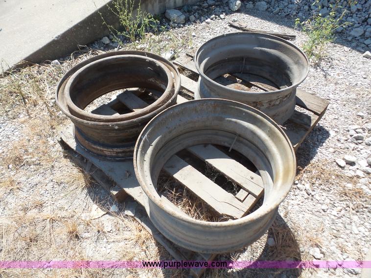 image for item BV9720 (12) wheels