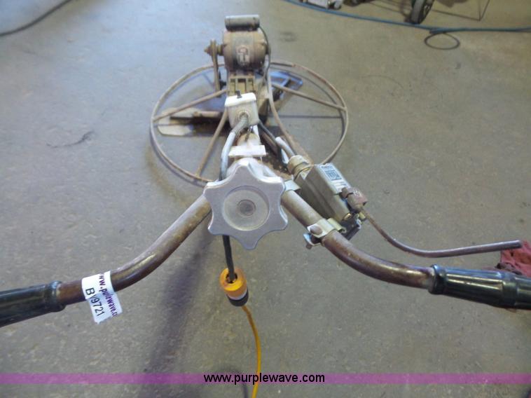 image for item BV9721 Power trowel