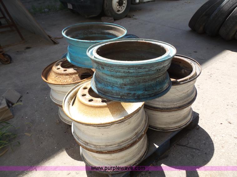 image for item BV9722 (13) wheels