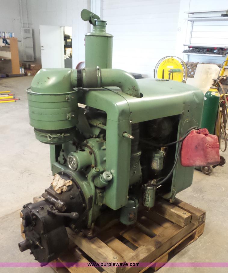 image for item BX9257 Detroit Diesel three cylinder diesel engine