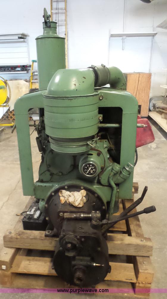 image for item BX9257 Detroit Diesel three cylinder diesel engine
