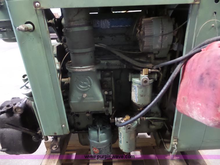 image for item BX9257 Detroit Diesel three cylinder diesel engine