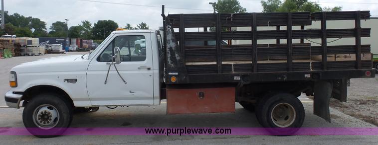 image for item BX9274 1996 Ford F450 Super Duty flatbed truck