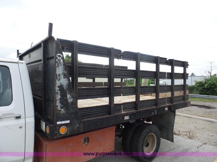 image for item BX9274 1996 Ford F450 Super Duty flatbed truck