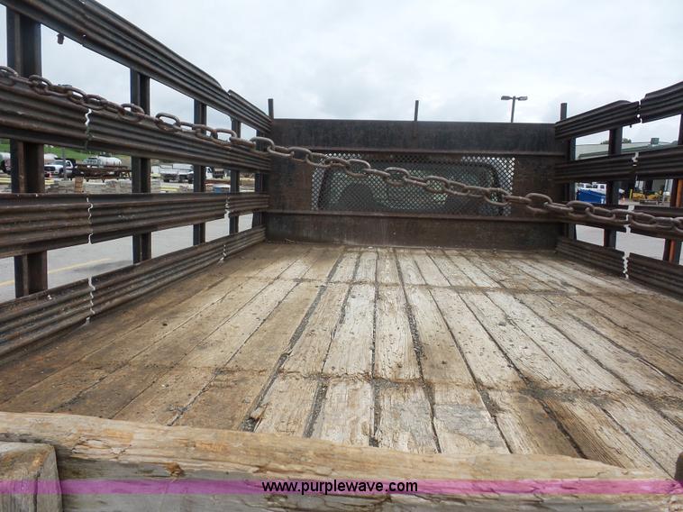 image for item BX9274 1996 Ford F450 Super Duty flatbed truck