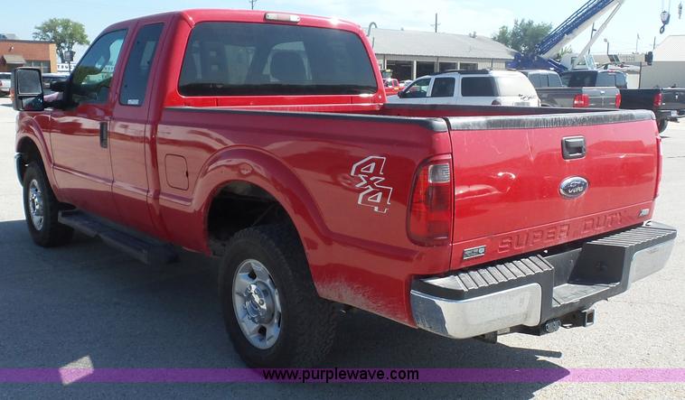 image for item BX9286 2011 Ford F250 Super Duty SuperCab pickup truck