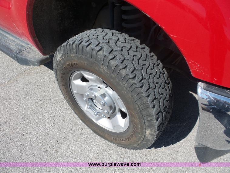 image for item BX9286 2011 Ford F250 Super Duty SuperCab pickup truck