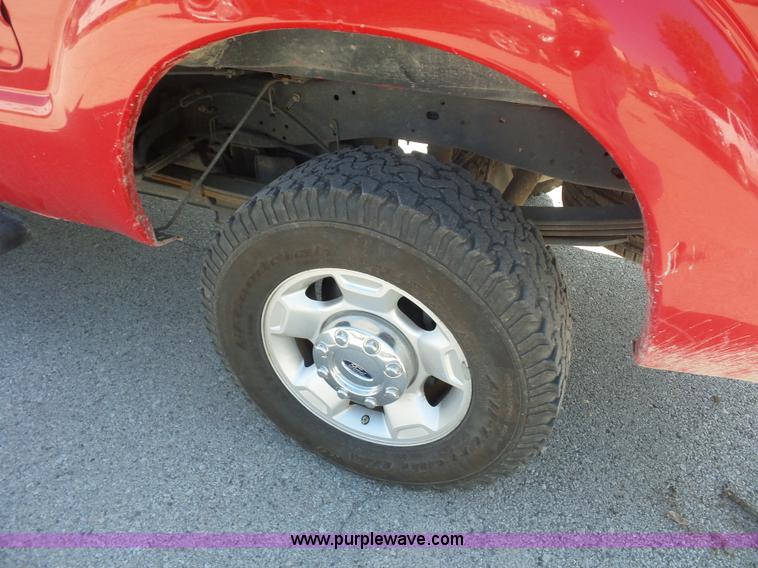image for item BX9286 2011 Ford F250 Super Duty SuperCab pickup truck