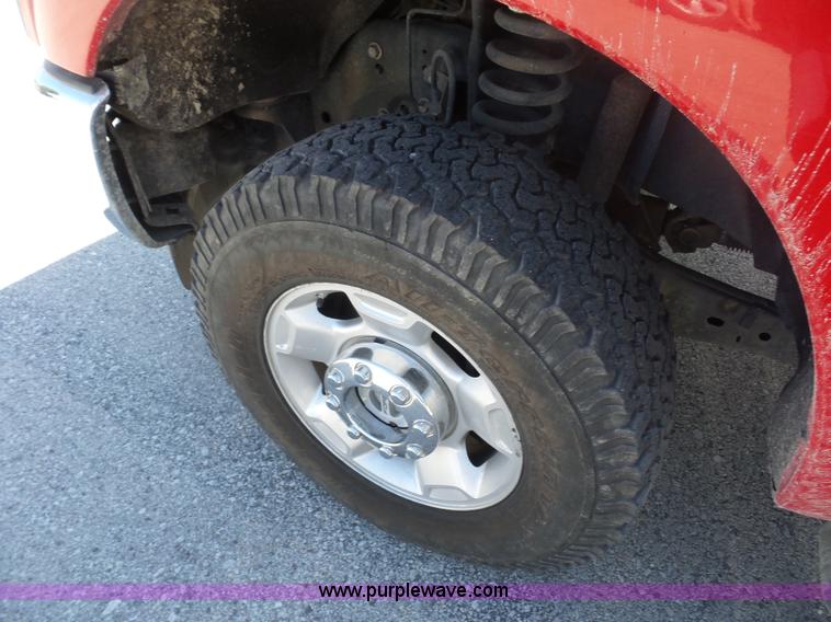 image for item BX9286 2011 Ford F250 Super Duty SuperCab pickup truck