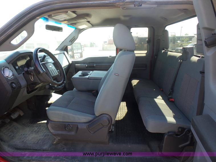 image for item BX9286 2011 Ford F250 Super Duty SuperCab pickup truck