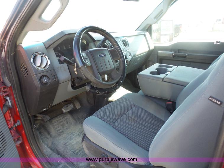 image for item BX9286 2011 Ford F250 Super Duty SuperCab pickup truck