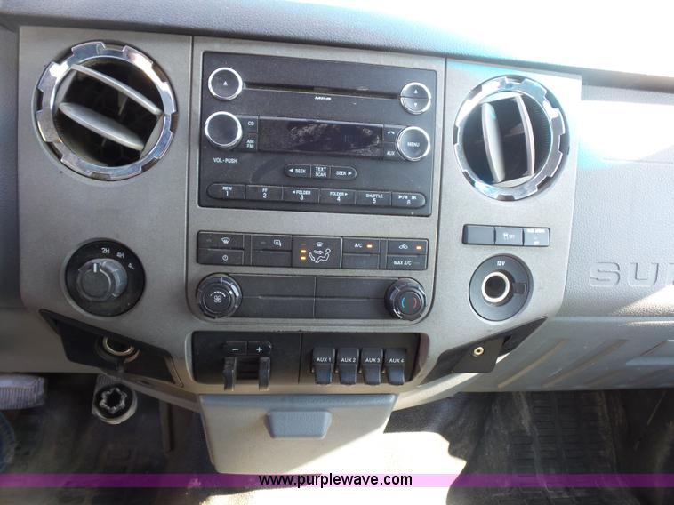 image for item BX9286 2011 Ford F250 Super Duty SuperCab pickup truck