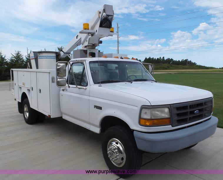 image for item BY9557 1995 Ford F450 Super Duty bucket truck