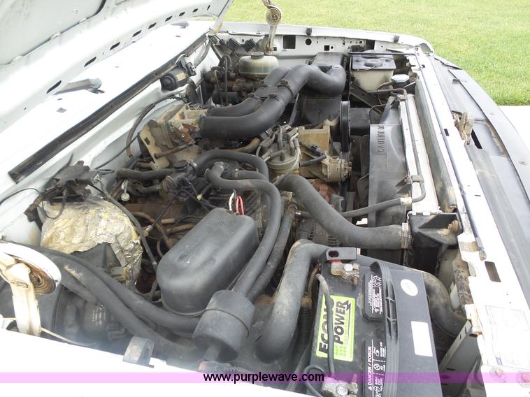 image for item BY9557 1995 Ford F450 Super Duty bucket truck