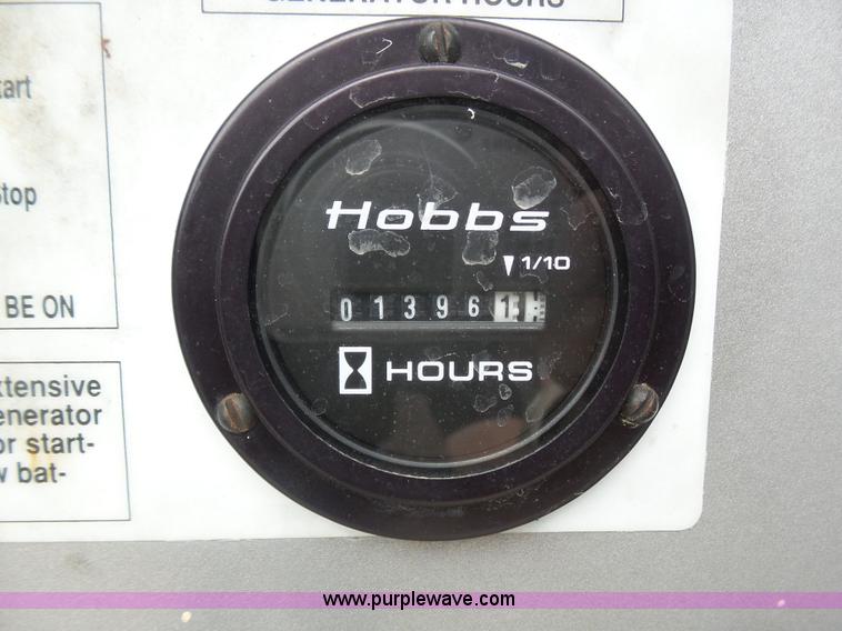 image for item BY9557 1995 Ford F450 Super Duty bucket truck