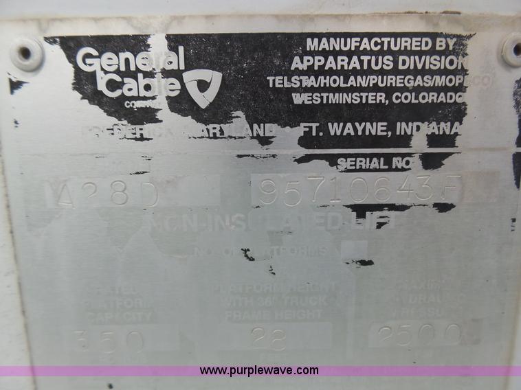 image for item BY9557 1995 Ford F450 Super Duty bucket truck