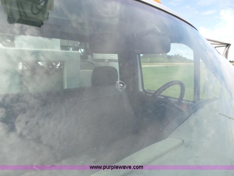 image for item BY9557 1995 Ford F450 Super Duty bucket truck