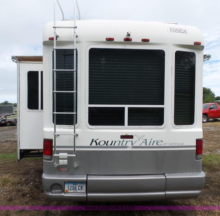 image for item BZ9796 2000 Kountry Aire KAFW39BLSE travel trailer