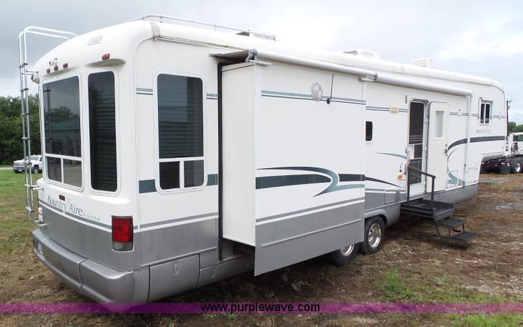 image for item BZ9796 2000 Kountry Aire KAFW39BLSE travel trailer