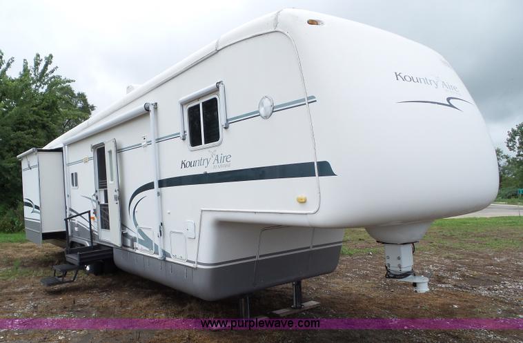 image for item BZ9796 2000 Kountry Aire KAFW39BLSE travel trailer
