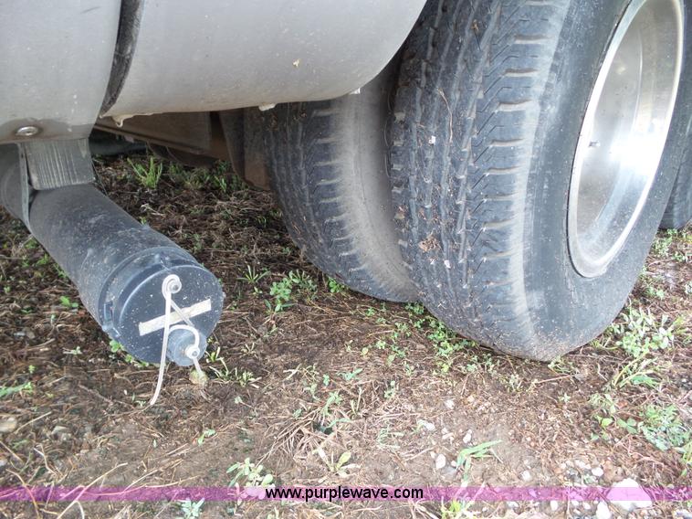 image for item BZ9796 2000 Kountry Aire KAFW39BLSE travel trailer