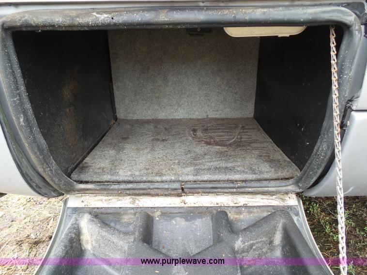 image for item BZ9796 2000 Kountry Aire KAFW39BLSE travel trailer