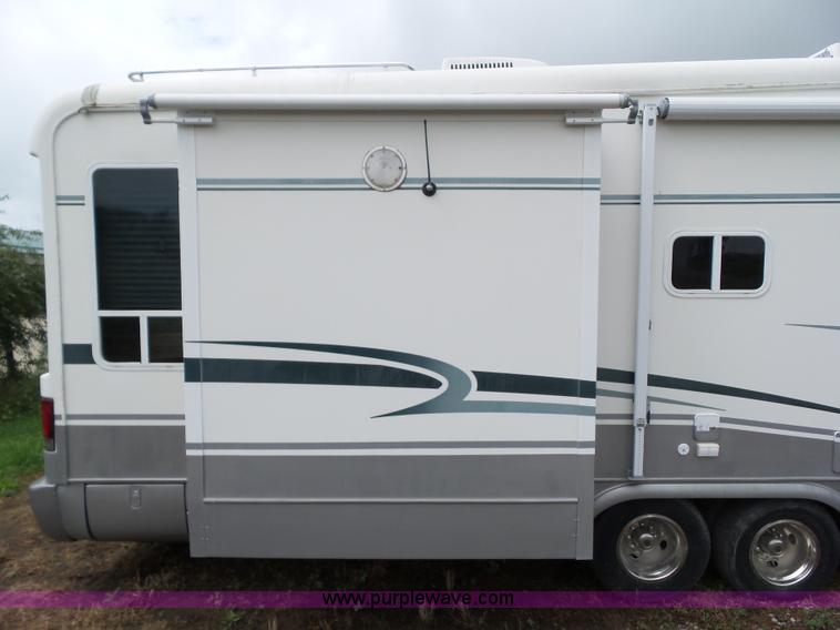image for item BZ9796 2000 Kountry Aire KAFW39BLSE travel trailer