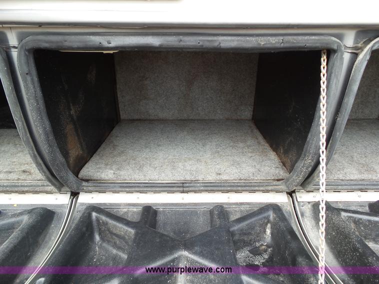 image for item BZ9796 2000 Kountry Aire KAFW39BLSE travel trailer