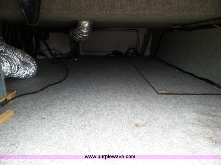 image for item BZ9796 2000 Kountry Aire KAFW39BLSE travel trailer