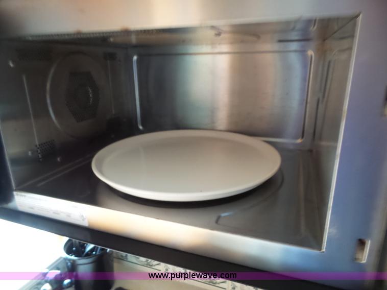 image for item BZ9796 2000 Kountry Aire KAFW39BLSE travel trailer