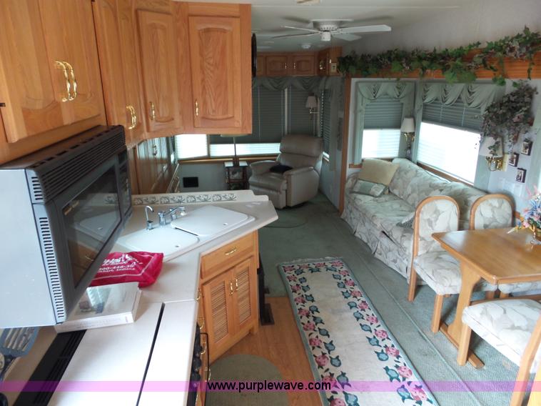 image for item BZ9796 2000 Kountry Aire KAFW39BLSE travel trailer