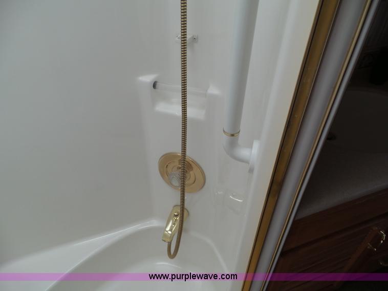 image for item BZ9796 2000 Kountry Aire KAFW39BLSE travel trailer