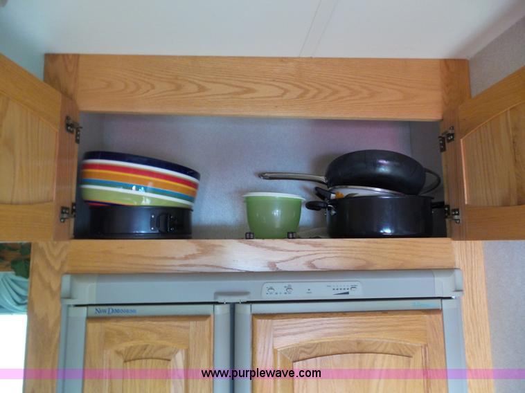 image for item BZ9796 2000 Kountry Aire KAFW39BLSE travel trailer