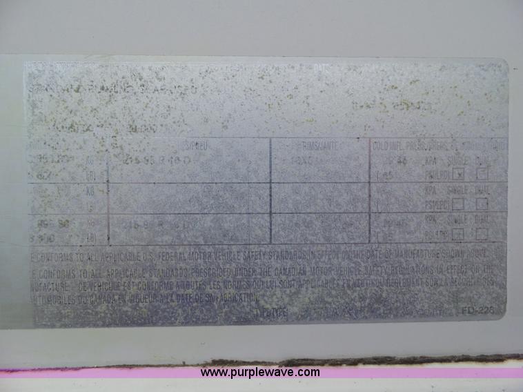 image for item BZ9796 2000 Kountry Aire KAFW39BLSE travel trailer