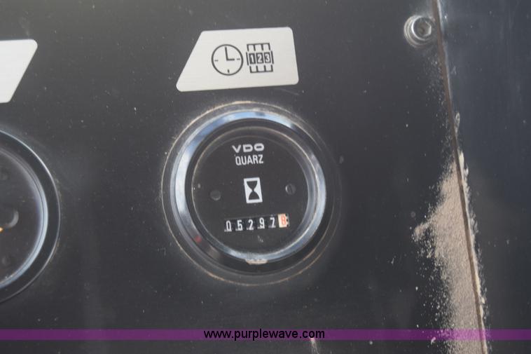 image for item CA9886 Bomag BC670RB landfill compactor