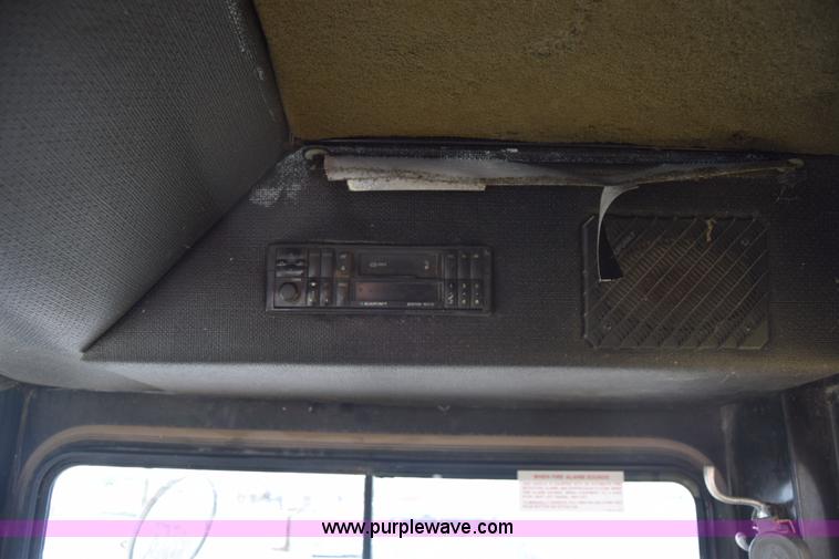 image for item CA9886 Bomag BC670RB landfill compactor