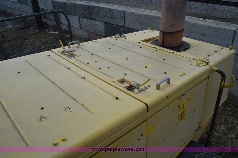image for item CA9886 Bomag BC670RB landfill compactor