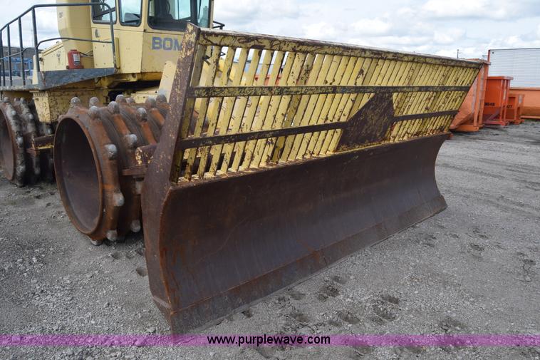 image for item CA9886 Bomag BC670RB landfill compactor