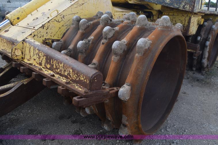 image for item CA9886 Bomag BC670RB landfill compactor