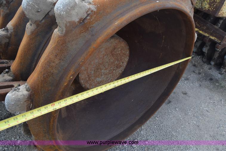 image for item CA9886 Bomag BC670RB landfill compactor