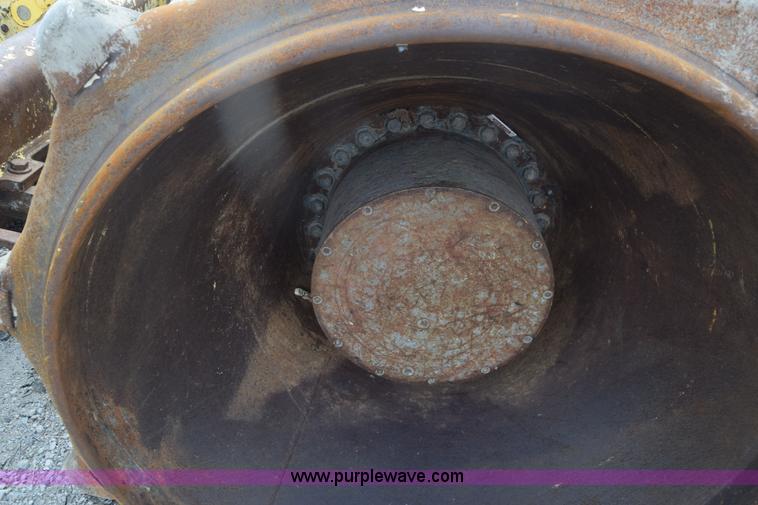 image for item CA9886 Bomag BC670RB landfill compactor