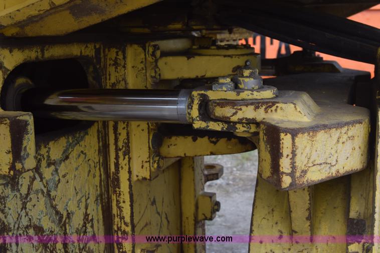 image for item CA9886 Bomag BC670RB landfill compactor