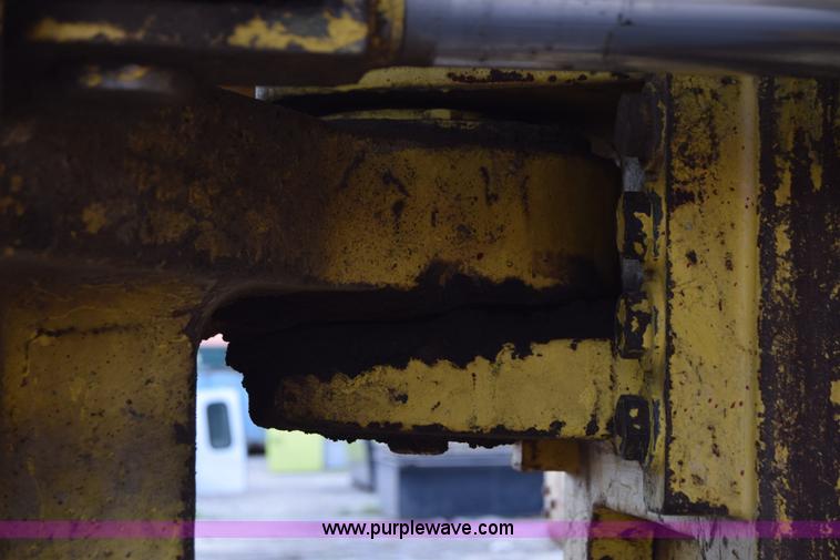 image for item CA9886 Bomag BC670RB landfill compactor